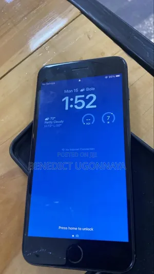 Apple iPhone 8 Plus 64 GB Black