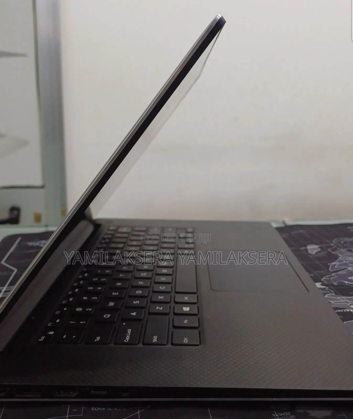 New Laptop Dell Precision 5520 16GB Intel Core I7 SSD 512GB