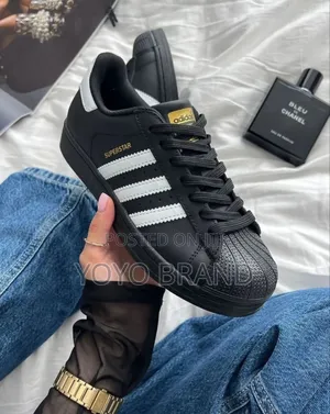 Photo - Adidas Old School Super Star Black White Strip