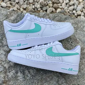 Nike Air Force 1 Low Fashion Sneaker