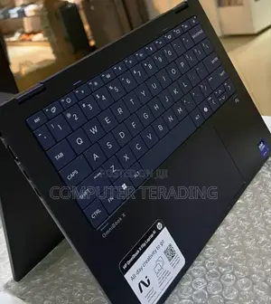 New Laptop HP OmniBook X Flip 14" 16GB Intel Core Ultra 7 SSD 1T