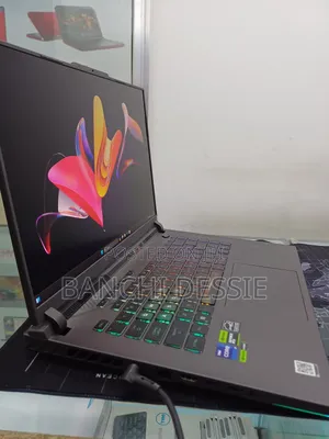 New Laptop Asus ROG Strix G15 16GB Intel Core i9 SSD 1T