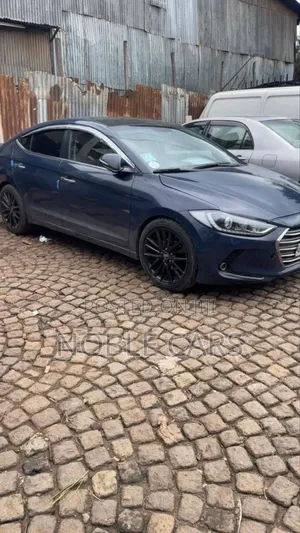 Hyundai Avante 2017 Blue