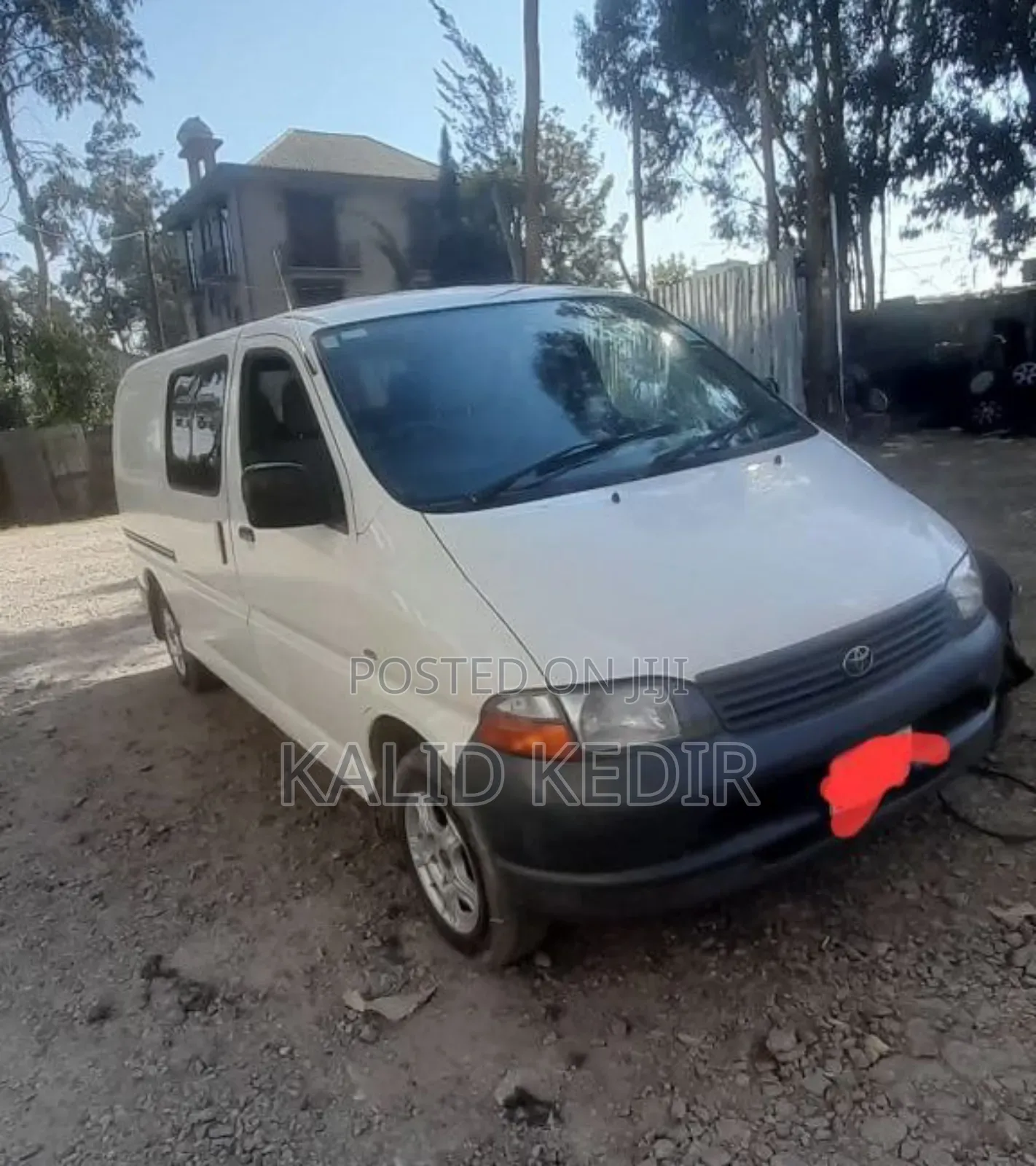 Toyota HiAce 2006 White