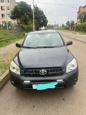 Photo - Toyota RAV4 2006 Gray