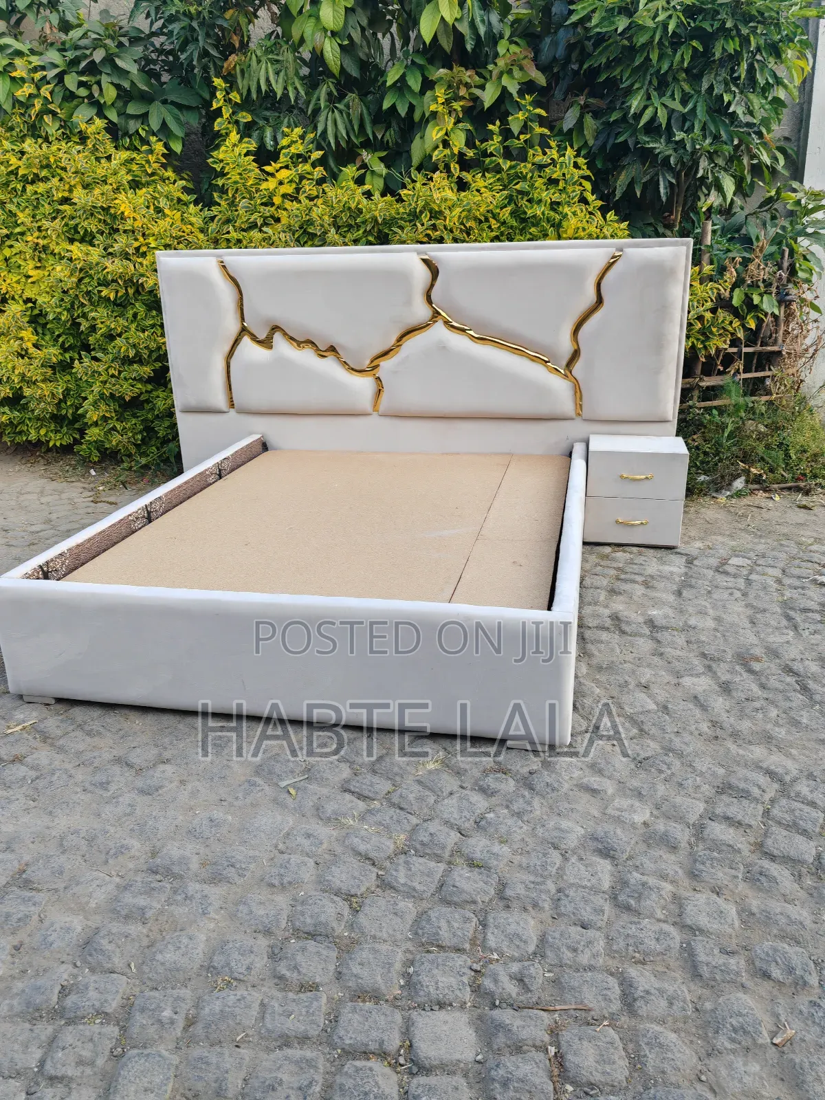Alga Bed Sofa