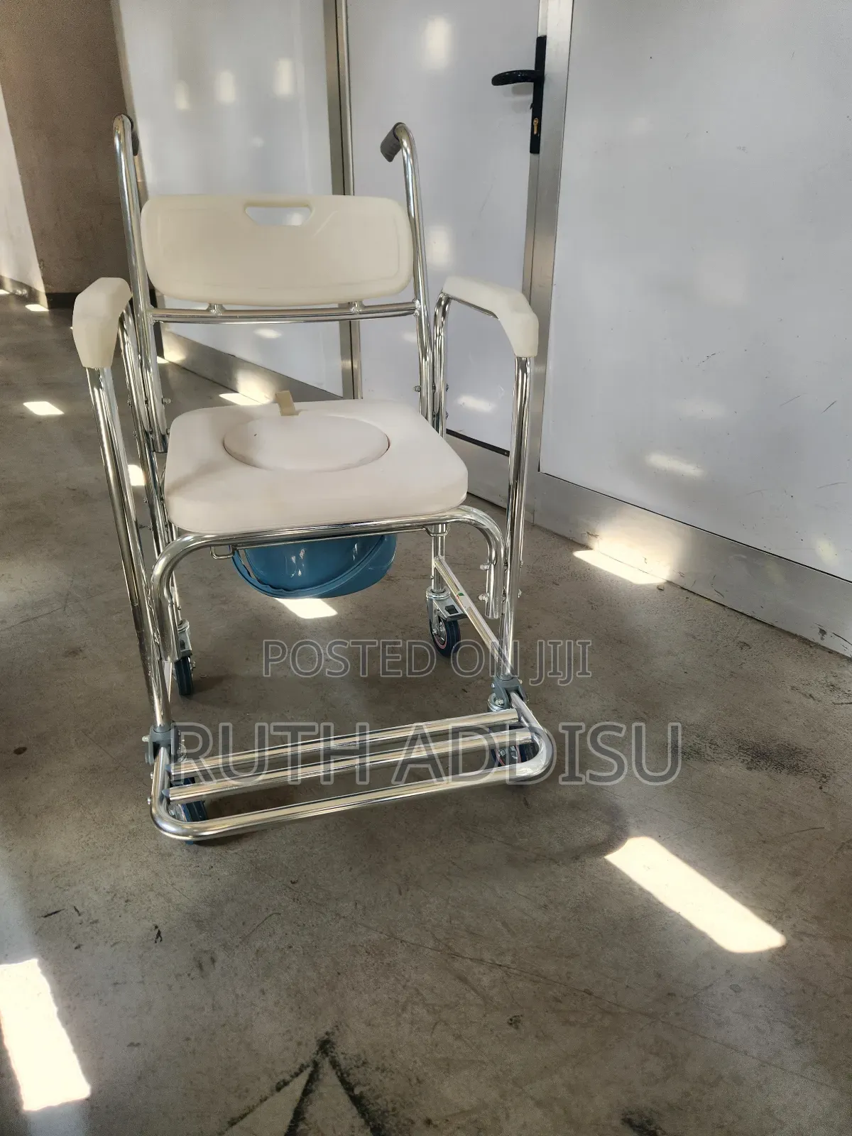 Hospigal Folding Attendant Wheelchair With Popo