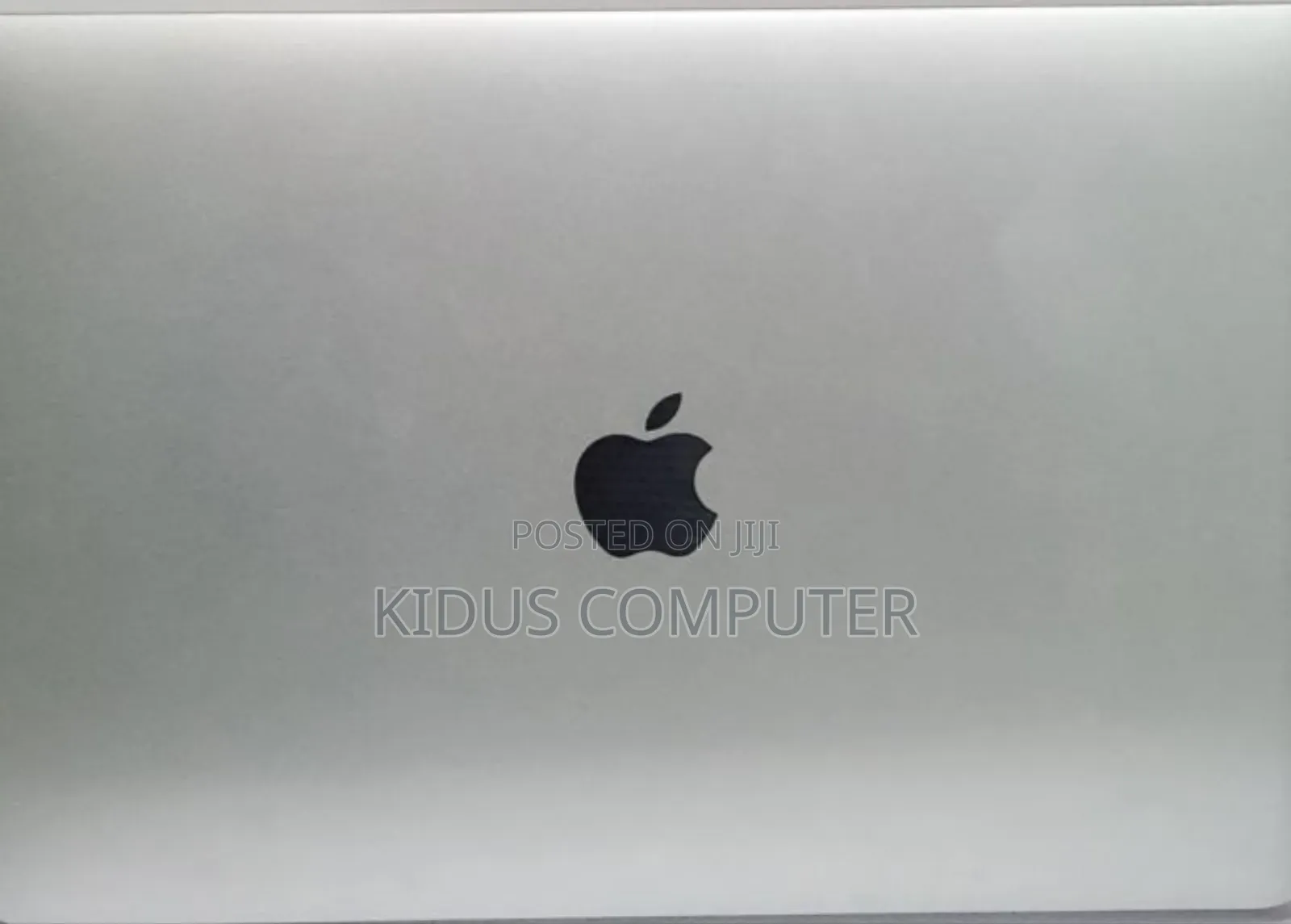 New Laptop Apple MacBook Pro 2019 8GB Intel Core I5 SSD 256GB