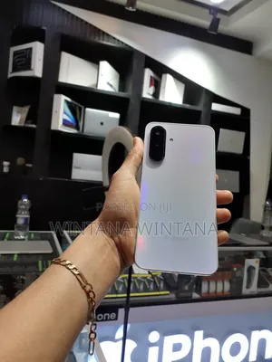 Photo - New Samsung Galaxy A36 128 GB Silver