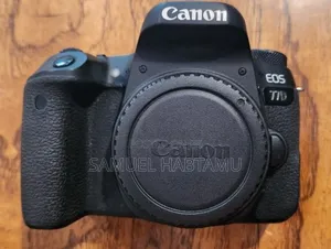 Photo - Canon 77d Camera