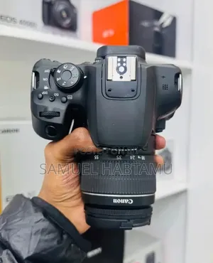 Canon 850d Camera