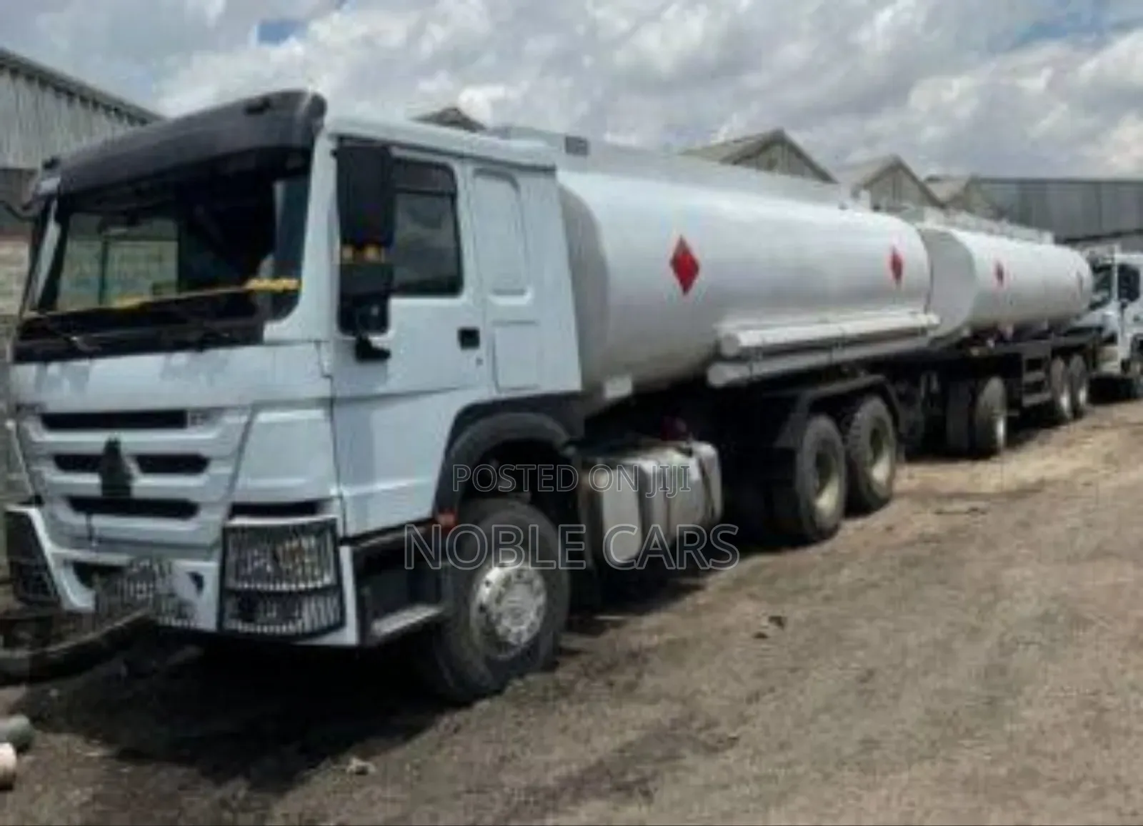 Sino Fuel Truck With Trialer - [ With Bank Loan ]