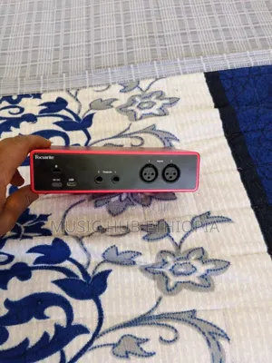 Focusrite Scarlet 2i2 4th Generation Sound Card