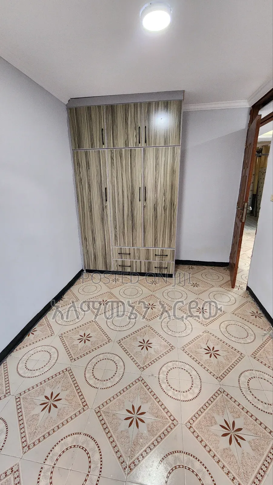 Furnished 2bdrm Condo in ሰሚት ኮንዶሚንየም, Bole for sale