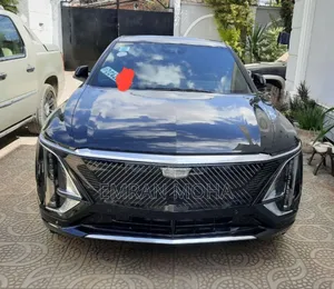 Photo - New Cadillac Lyriq 2024 Black