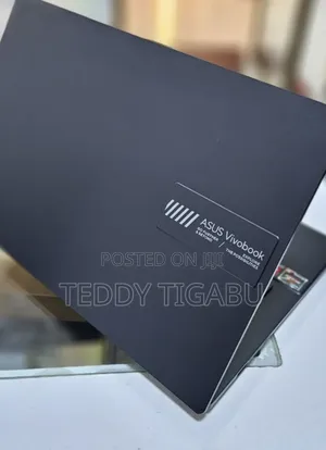 New Laptop Asus VivoBook 15 X505BA 16GB AMD Ryzen 5 SSD 512GB