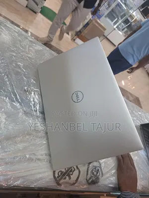 New Laptop Dell XPS 15 16GB Intel Core I7 SSD 512GB