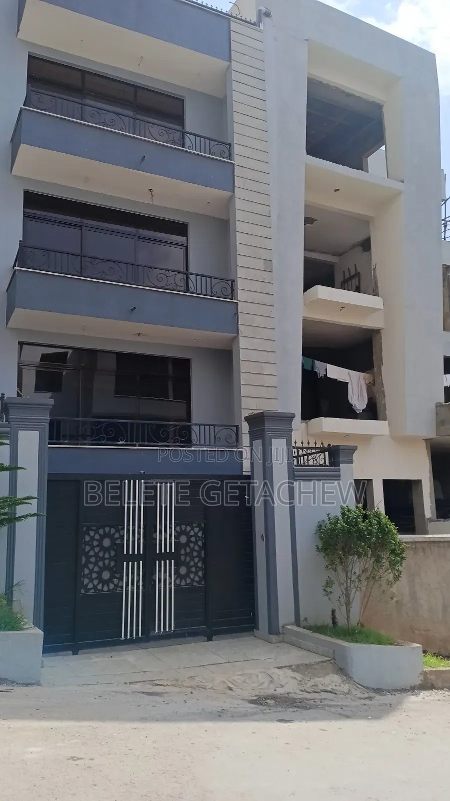 8bdrm House in Cmc , G+3 Luxury, Bole for sale