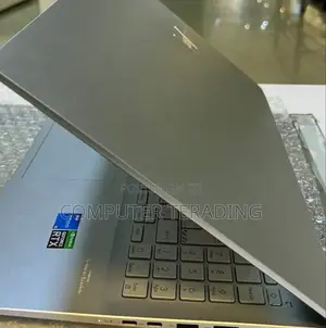 New Laptop Asus VivoBook 15 X505BA 16GB Intel Core I5 SSD 512GB