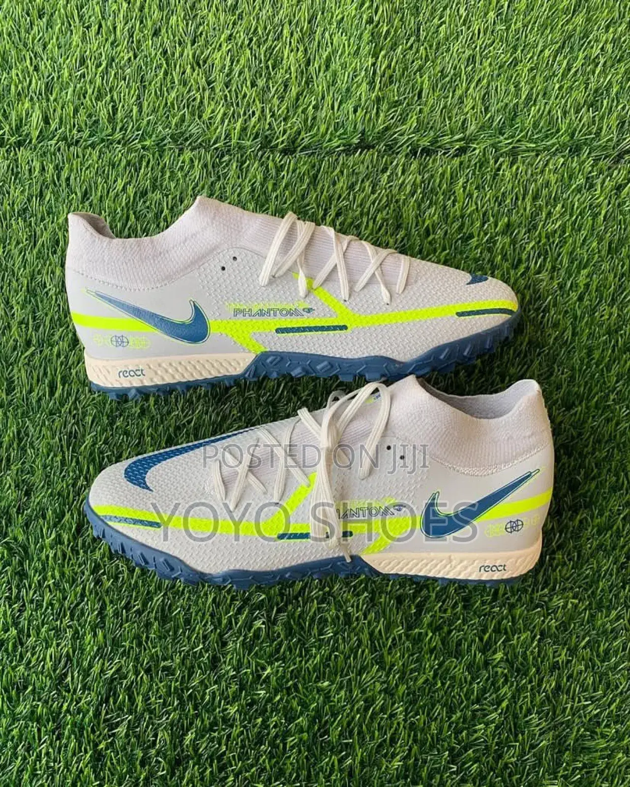 Nike Phantom React Gray Futsal Soccer Shoes