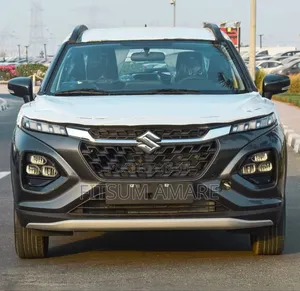 Photo - New Suzuki Fronx 2025 Gray