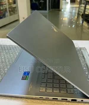 New Laptop Asus VivoBook 15 X505BA 16GB Intel Core I5 SSD 512GB