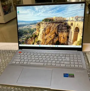 New Laptop Asus VivoBook 15 X505BA 16GB Intel Core I5 SSD 512GB