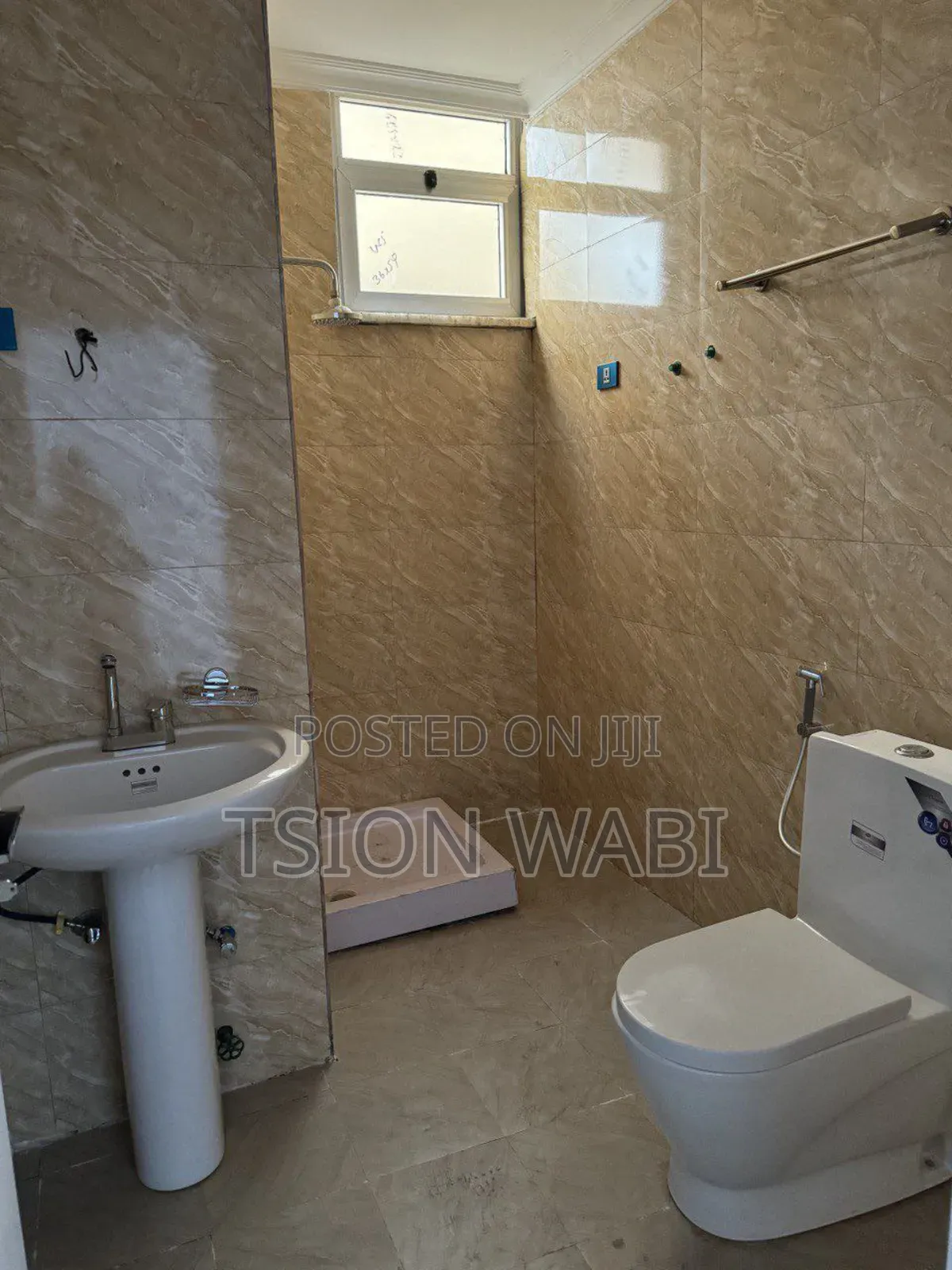 Furnished 3bdrm Apartment in Bole for sale