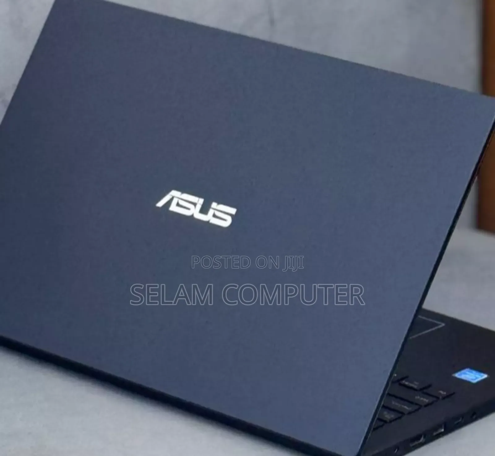 New Laptop Asus R510JX 4GB Intel SSD 256GB