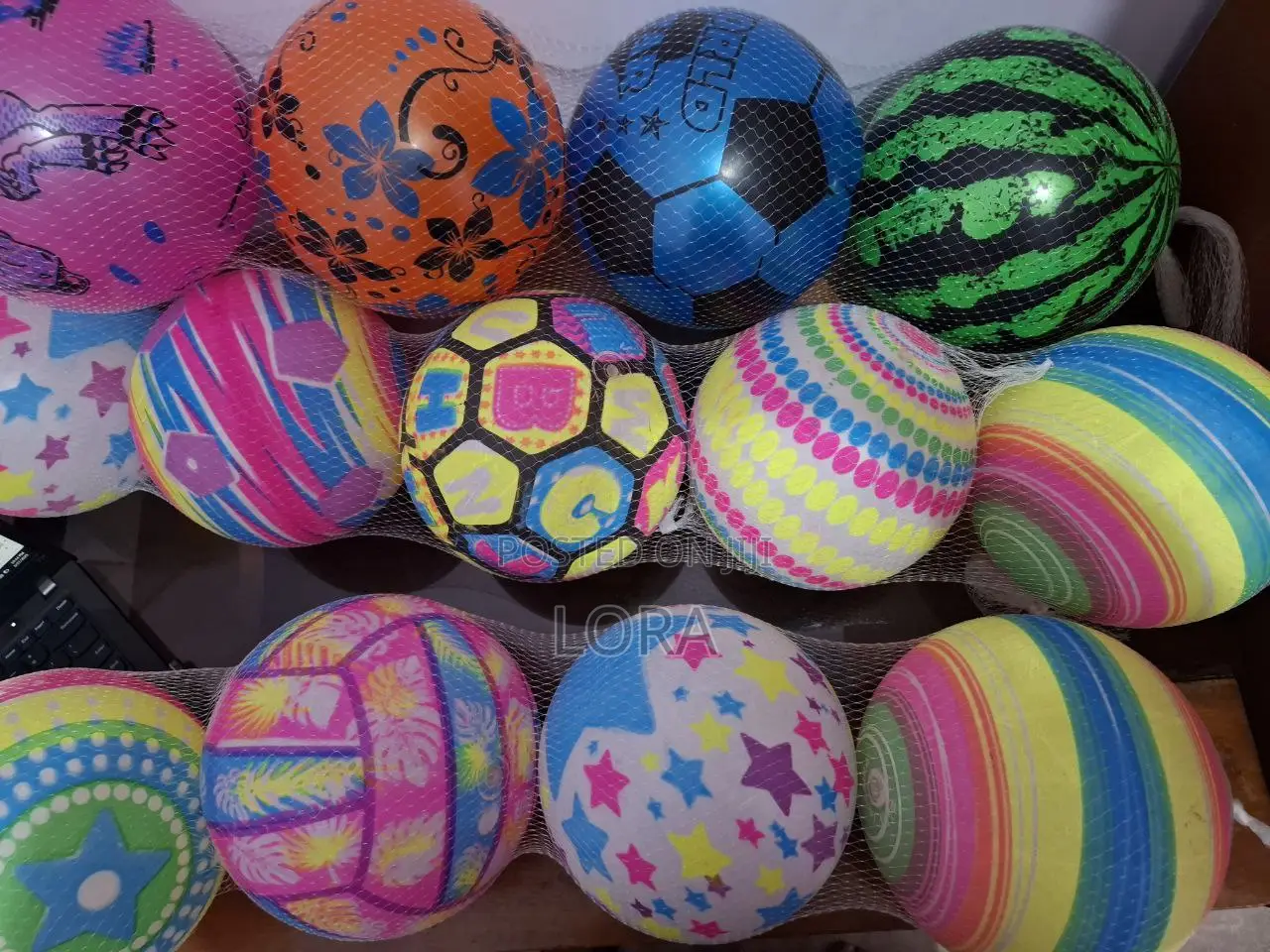 ኮስ Ball ስስ ኮሶ