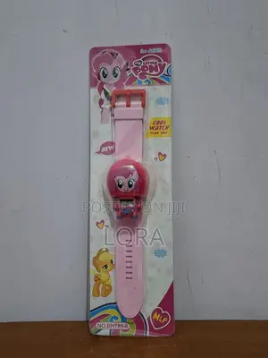 Photo - Pompom ሰአት Wristwatch