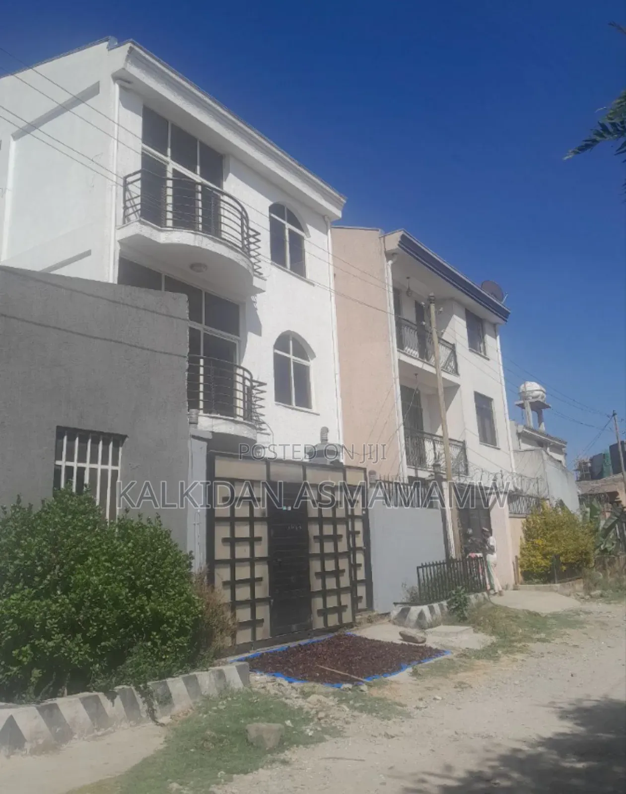Furnished 4bdrm House in Bole for sale