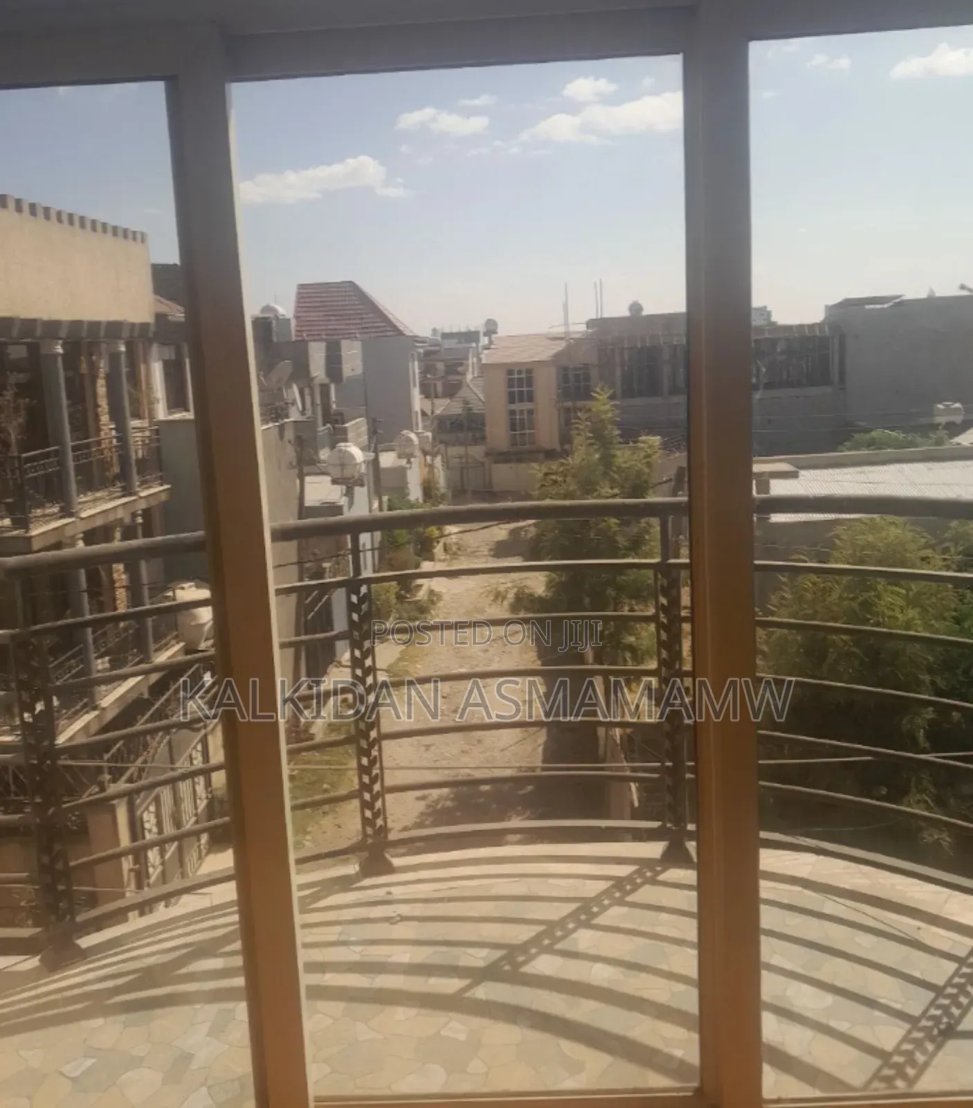 Furnished 4bdrm House in Bole for sale