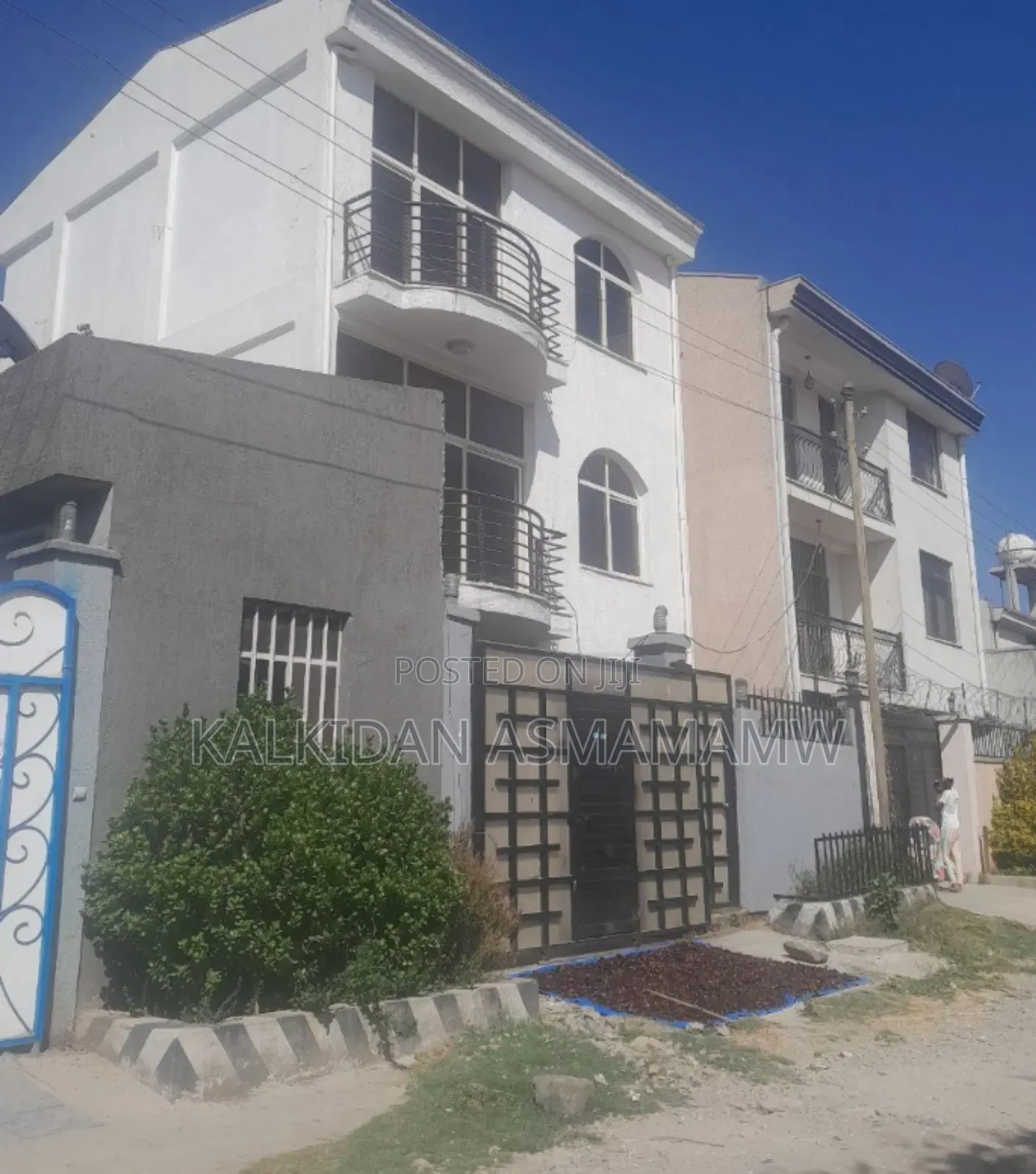 Furnished 4bdrm House in Bole for sale