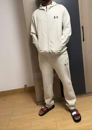 Under Armor Complete Tracksuit