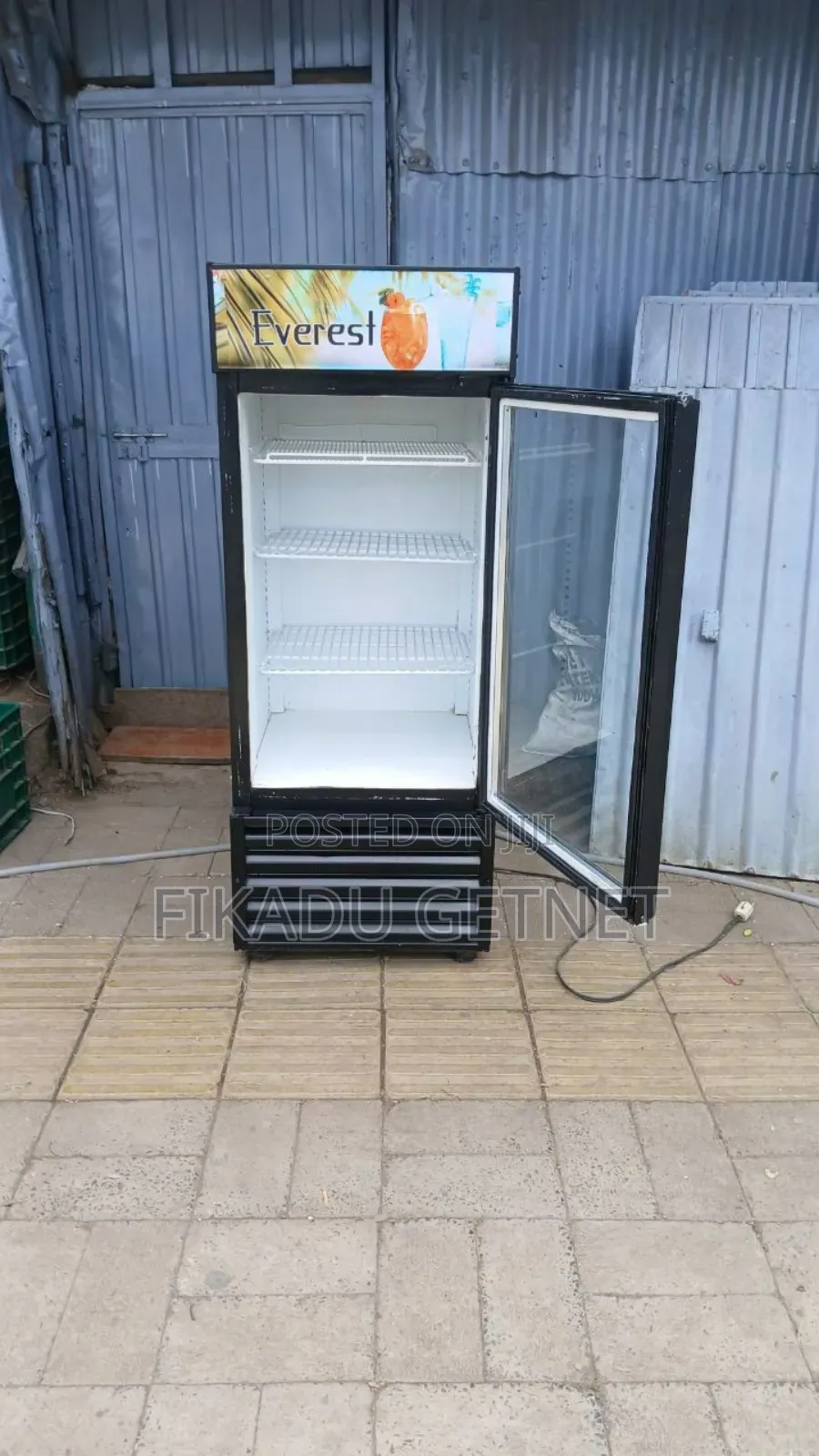 Everest Display Fridge