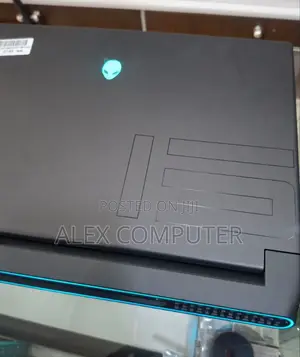 New Laptop Alienware M15 R3 32GB Intel Core I9 SSD 1T