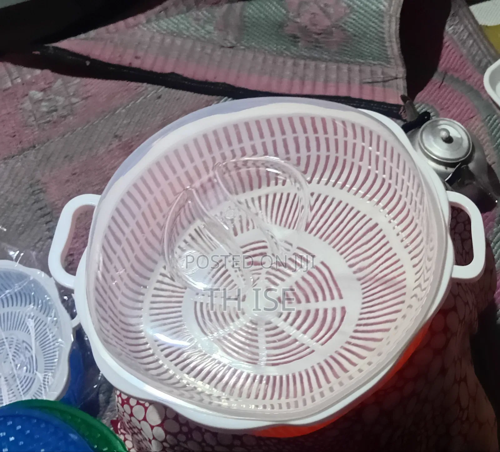 እንጀራ ማቅረቢያ