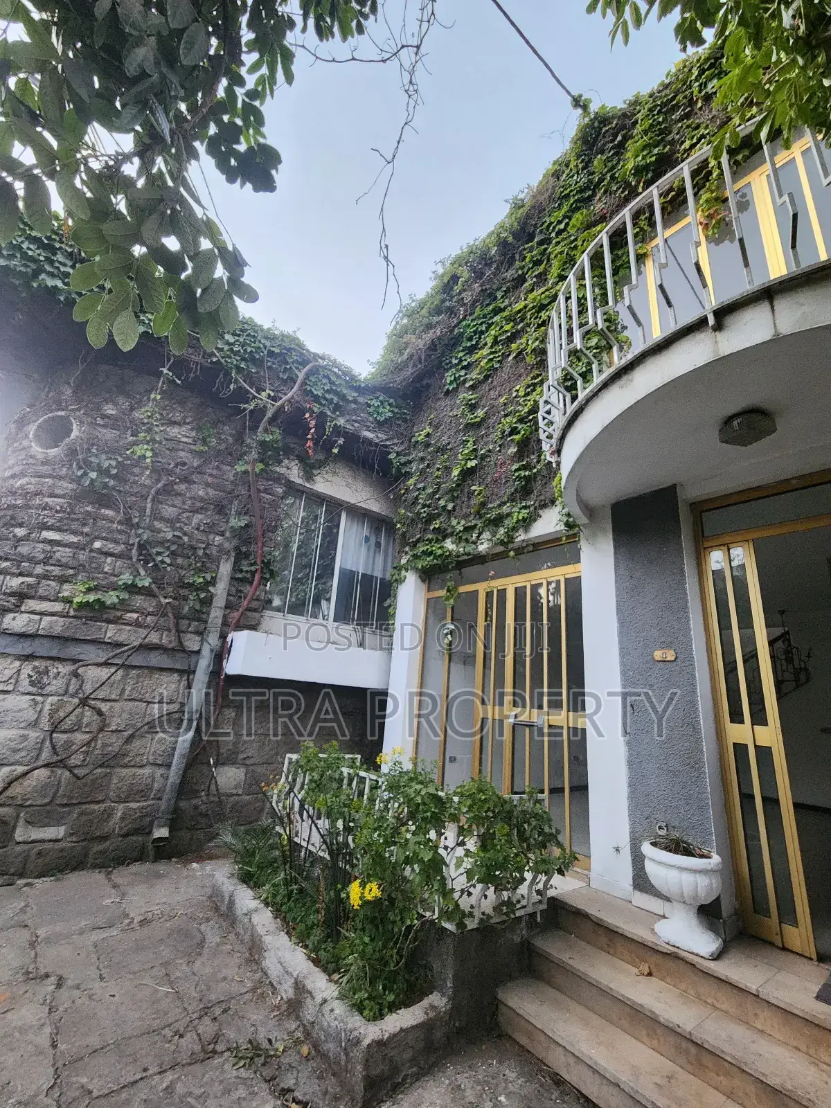 3bdrm House in Bole for rent