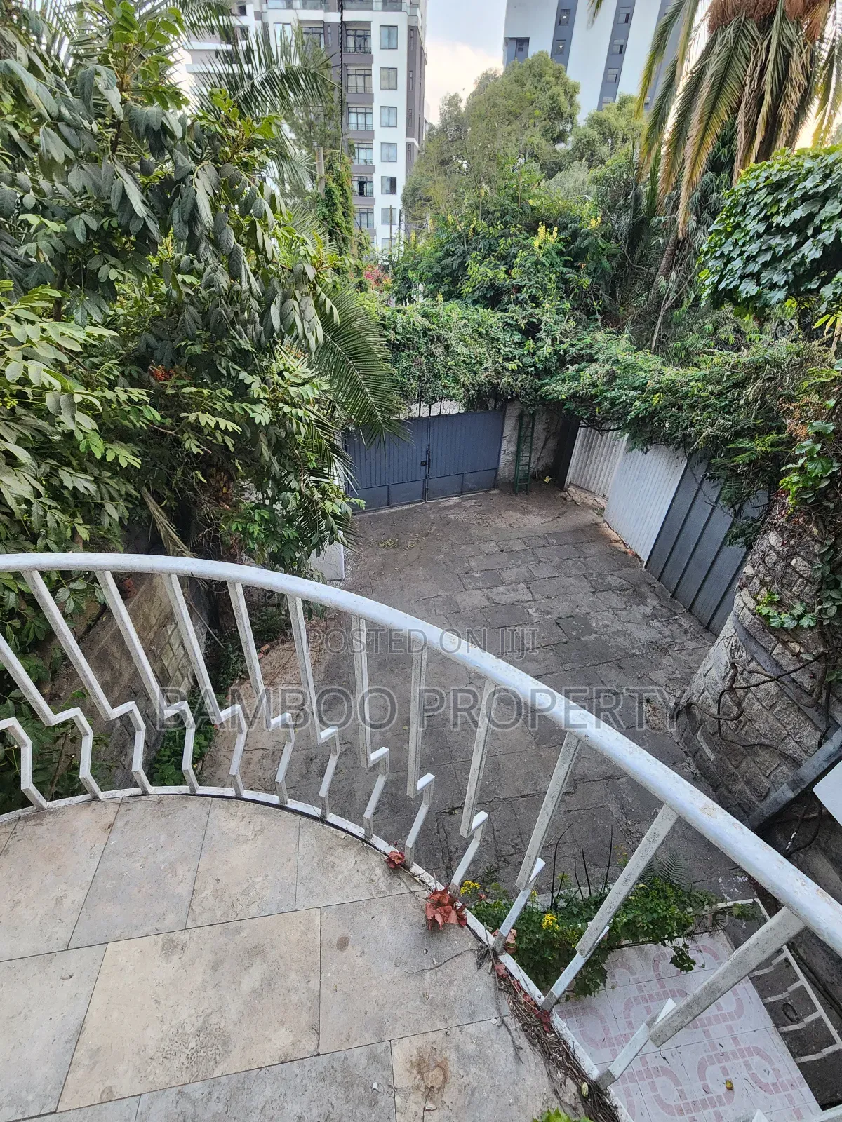 3bdrm House in Bole for rent