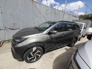 Toyota Rush 2022 Gray