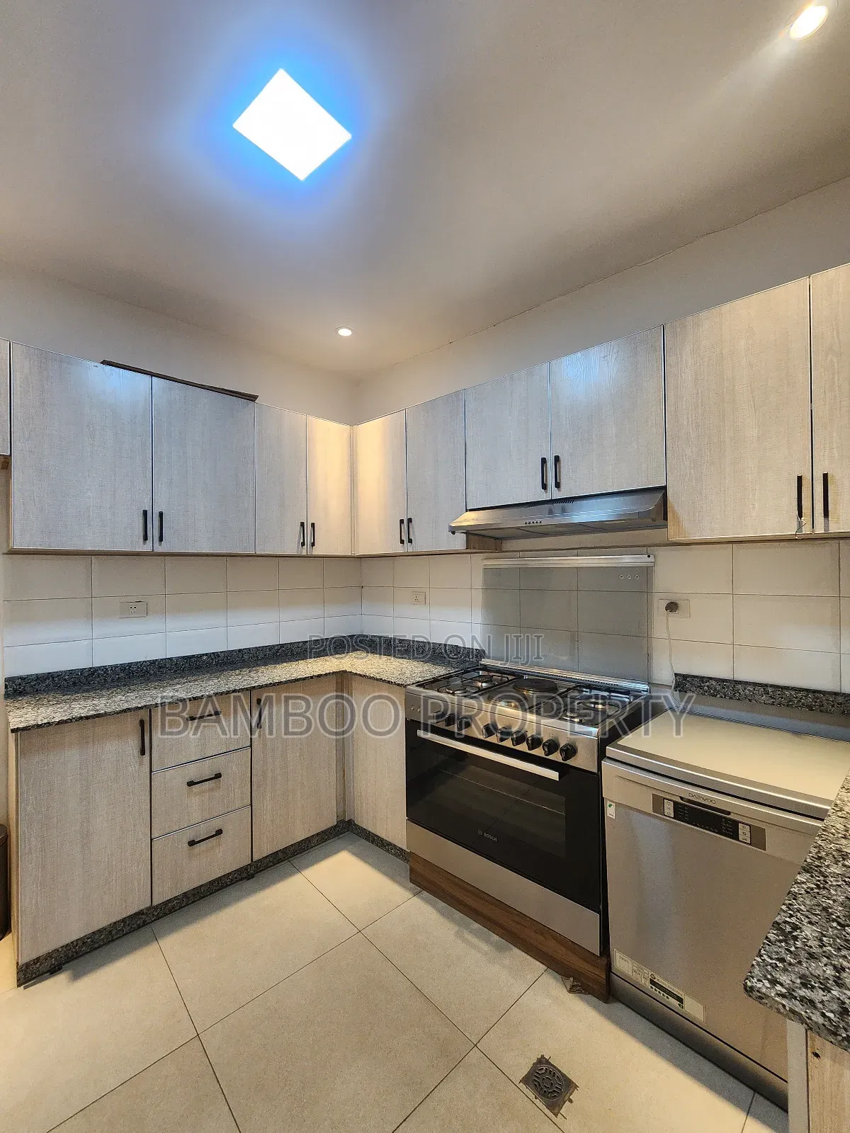 Furnished 3bdrm Apartment in Bole for rent