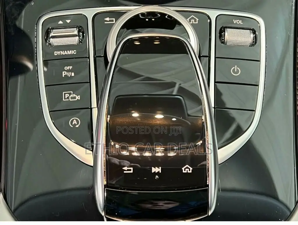 Mercedes-Benz C200 2020 Silver