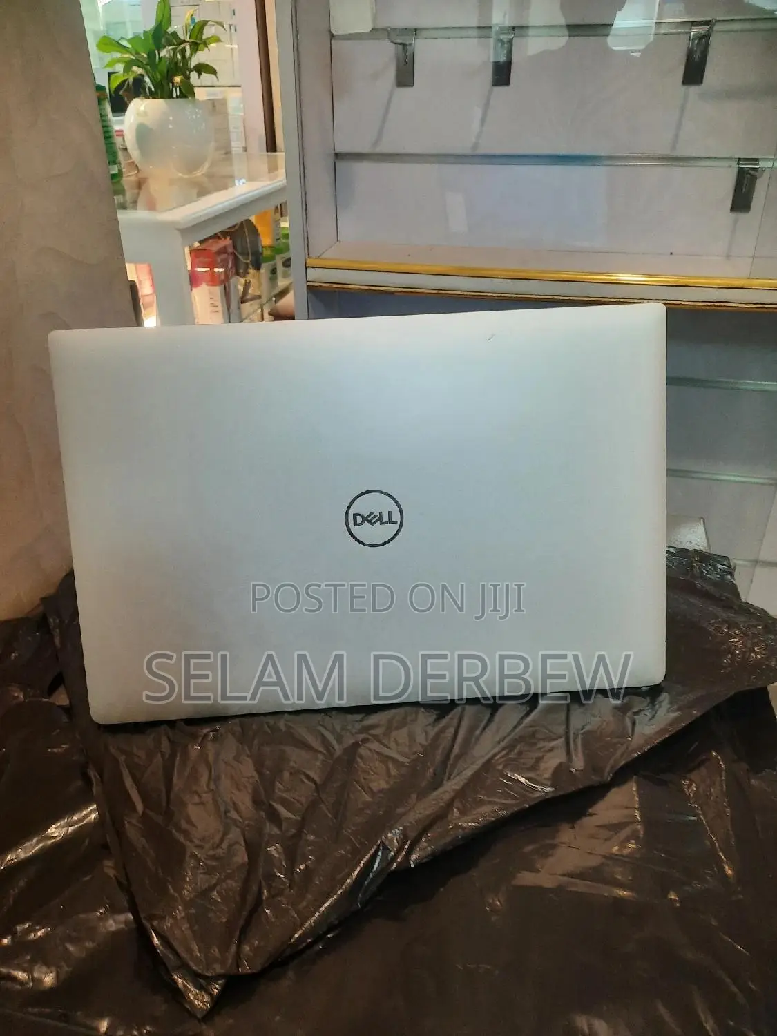 New Laptop Dell XPS 15 16GB Intel Core I7 SSD 512GB