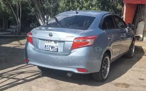 Toyota Yaris 2014 Blue