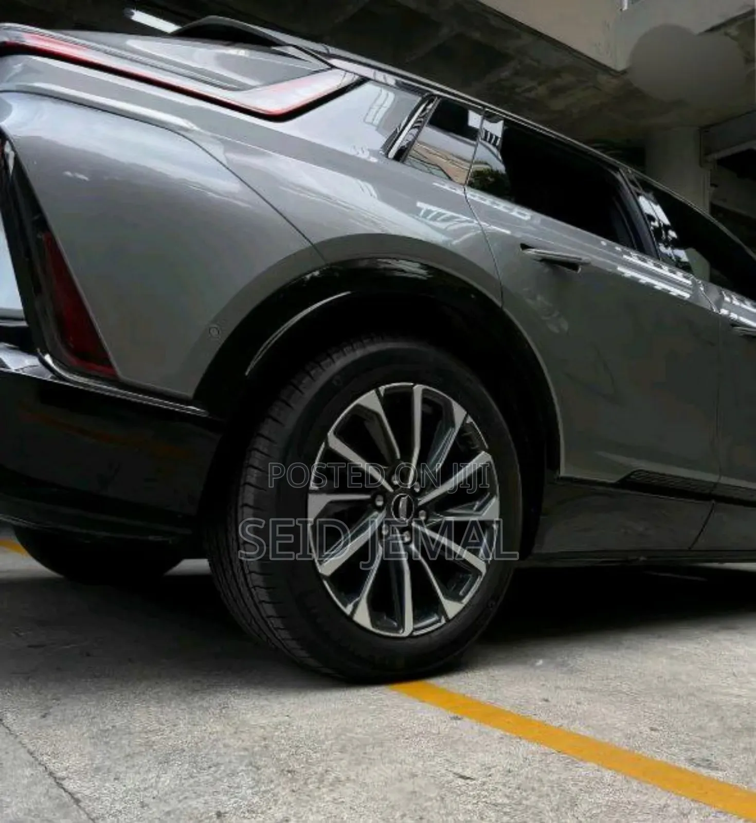 Cadillac Lyriq 2022 Gray
