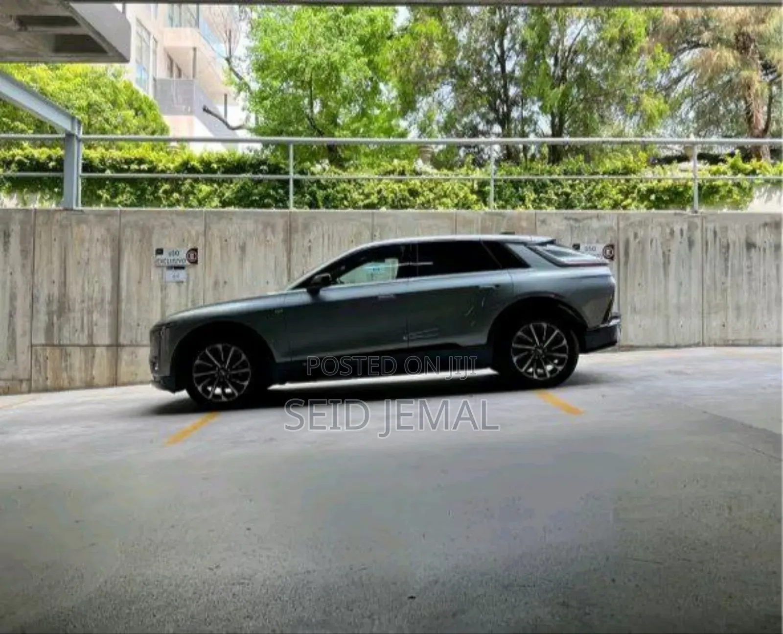 Cadillac Lyriq 2022 Gray