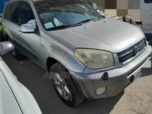 Toyota RAV4 2.0 2005 Silver