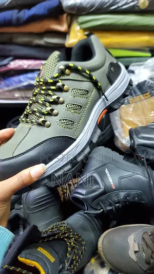 Photo - Best Safety Shoes