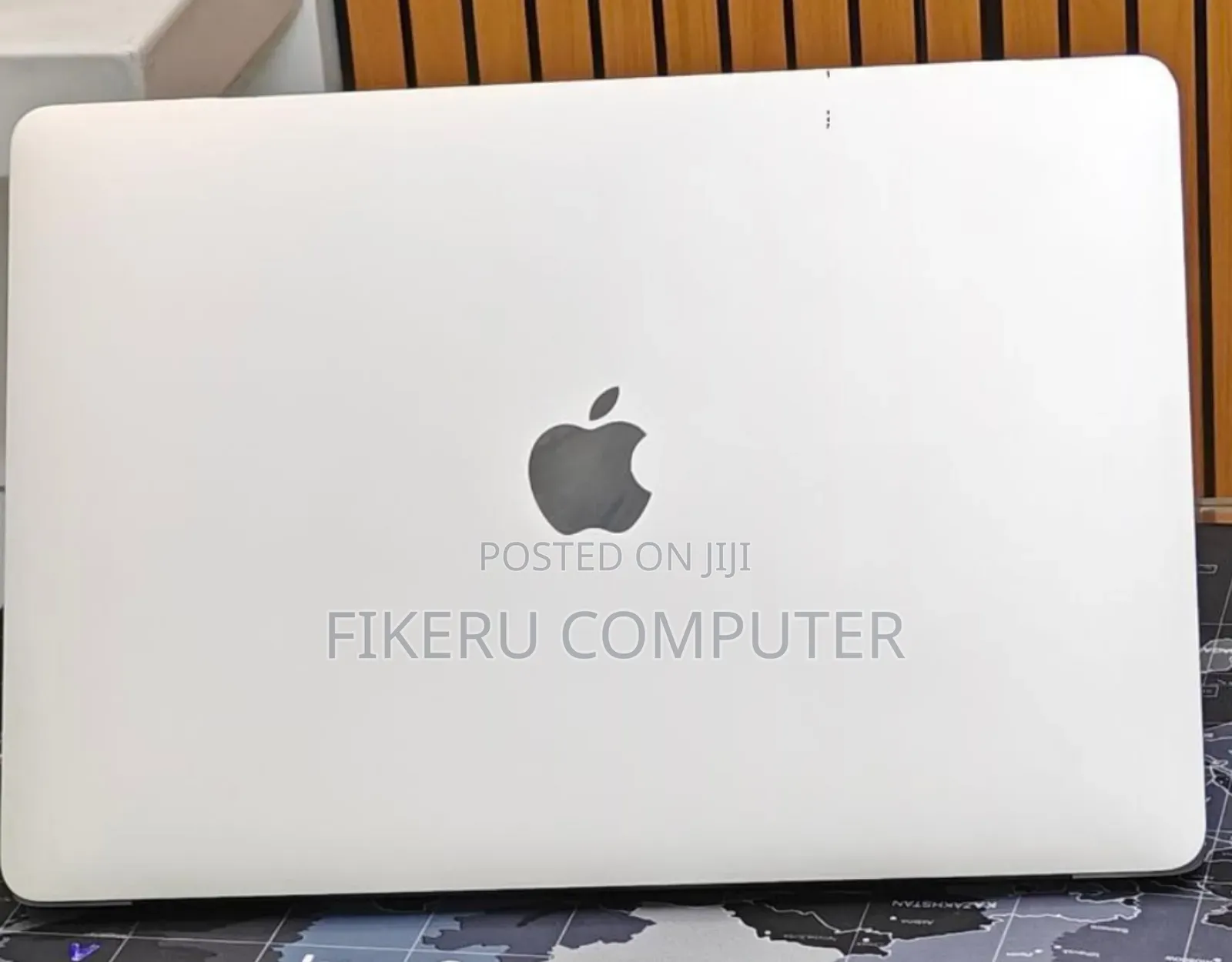 New Laptop Apple MacBook Pro 2019 8GB Apple M2 SSD 256GB